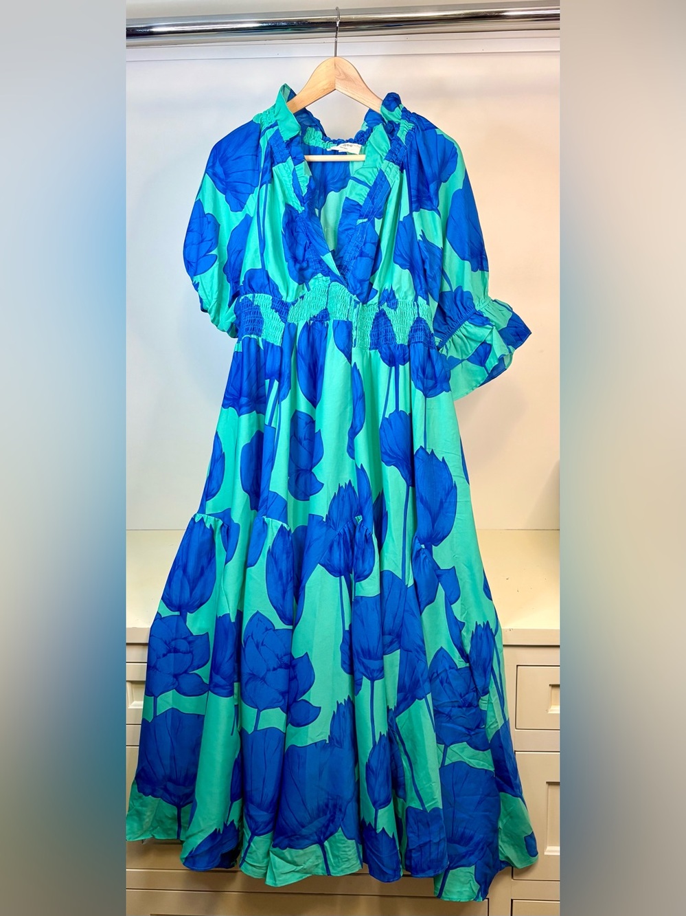 Umgee Blue & Aqua Floral Maxi Dress sz small